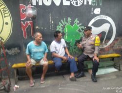 Sambang Warga dan Cooling System, Bhabinkamtibmas Galur Perkuat Kamtibmas RW 04
