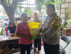 Bhabinkamtibmas Petamburan Gelar Gerakan Pangan Murah di RW 06 Sampaikan Imbauan Kamtibmas