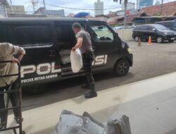 Polsek Metro Gambir Salurkan Beras Murah untuk Warga Kebon Kelapa, Wujud Kepedulian Polri terhadap Ketahanan Pangan