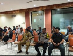 Perkuat Sinergi, Bhabinkamtibmas Gondangdia Hadiri Silaturahmi Lurah Baru Bersama Tiga Pilar