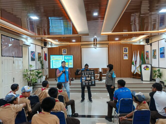 
					Pelajar Jaga Jakarta: Polisi Edukasi Siswa SMK Negeri 34 Jakarta soal Bahaya Narkoba dan Bullying
