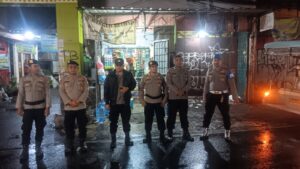 Polsek Johar Baru Turun Malam, Patroli Cipta Kondisi Cegah Tawuran dan Pastikan Warga Nyaman
