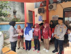 Polwan Jaga Jakarta dan Bhabinkamtibmas Hadir di Tengah Warga, Ajak Hidup Sehat dan Cegah Kekerasan