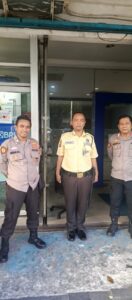 Polisi Sambangi Warga di Cideng Timur, Ajak Bersama Jaga Keamanan Lingkungan