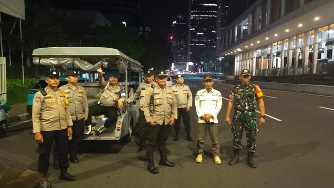 
					Tiga Pilar Menteng Siaga Malam, Jaga Ketertiban di Simpang Sarinah
