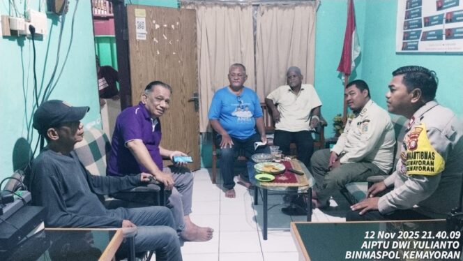 
					Lewat Cooling System, Polsek Kemayoran Bangun Komunikasi Kamtibmas dengan Warga RW 08