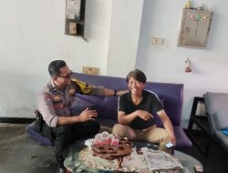 Patroli dan Door to Door, Bhabinkamtibmas Kampung Rawa Sambang Tokoh Masyarakat Lingkungan RW 07