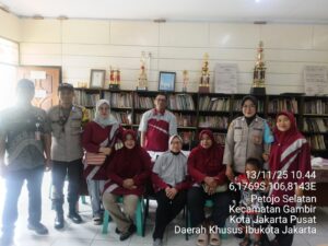Polwan Jaga Jakarta Berikan Edukasi Perlindungan Perempuan dan Anak di Petojo Selatan