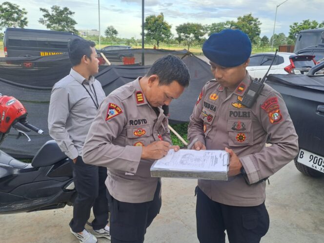 
					Brimob Polda Metro Jaya Laksanakan Sterilisasi, Hadirkan Rasa Aman di Konser Hillsong London