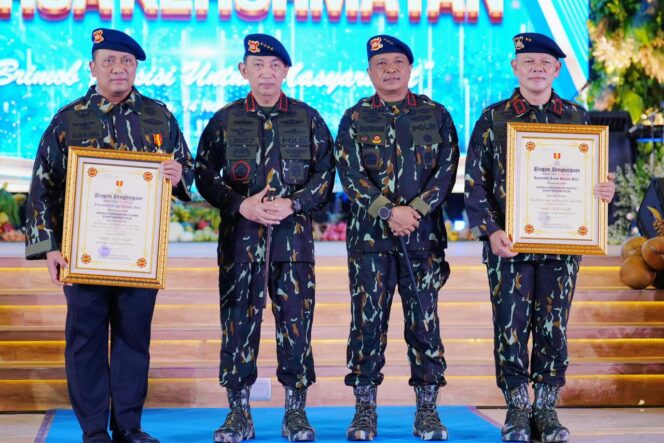 
					Hadiri Syukuran HUT ke-80 Brimob, Kapolri Apresiasi Peran Brimob dukung Program Pemerintah