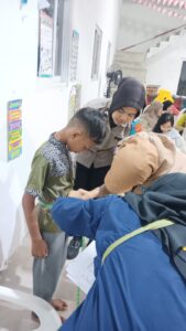 Polwan Jaga Jakarta Sosialisasikan Pencegahan KDRT dan Kekerasan Anak di Posyandu Remaja Serdang