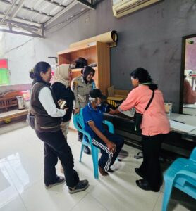 Polwan Jaga Jakarta Polres Metro Jakarta Pusat Edukasi Warga Petojo Selatan soal Pencegahan Kekerasan Perempuan dan Anak