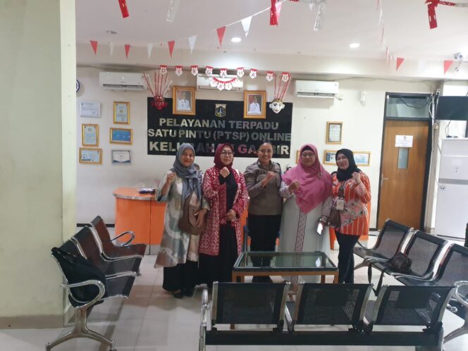 
					Polwan Jaga Jakarta Gelar Penyuluhan KDRT dan Perlindungan Anak di Gambir