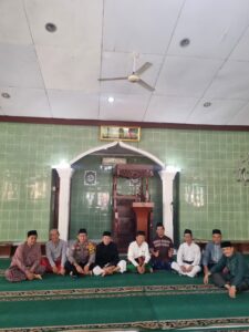 Bhabinkamtibmas Karet Tengsin Silahturahmi Dengan Toga, Tomas dan Pengurus Masjid Al Furqon