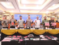 Kapolres Tangsel : Siskamling Terpadu Efektif dalam upaya mencegah Kejahatan dan membantu Kepolisian mengamankan pelaku kejahatan (Preventif Strike)