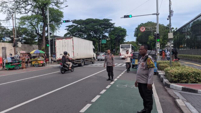 
					Pengamanan Kegiatan Ibadah di Gereja Katedral Sawah Besar