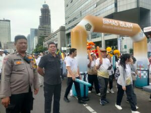 Pengamanan Harmonis di Jalan Thamrin, Bhabinkamtibmas Kebon Sirih Amankan Harmony Fun Walk Kemenag RI