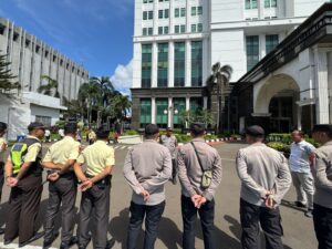 Polsek Sawah Besar Gelar Apel Pelayanan Unjuk Rasa di OJK RI