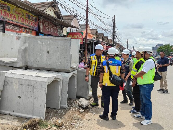 
					Dinas Bina Marga dan Sumber Daya Air (DBMSDA) Tangerang Dalam  APBD Perubahan 2025, Bidang Drainase Telah Memulai Pembangunan Saluran di 28 Titik Lokasi