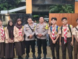 Bhabinkamtibmas Menteng Dampingi Pelajar, Saka Bhayangkara Gelar Apel di Lapangan Presisi PMJ