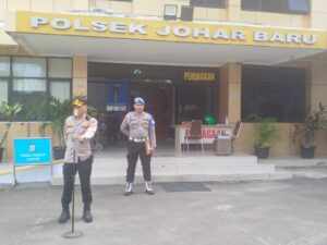 Apel Pagi Jam Pimpinan Kapolsek Johar Baru, Tekankan Disiplin dan Kebersihan Mako