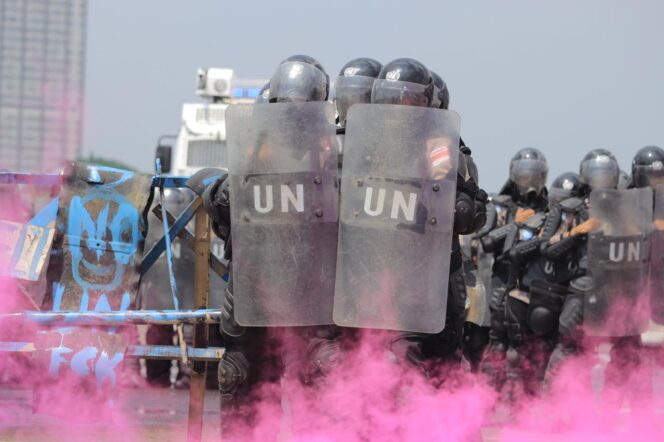 
					Polri Terkait Perdamaian Gaza Brimob Siapkan 350 Personel