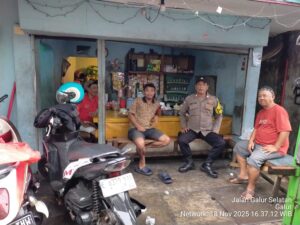 Bhabinkamtibmas Galur Lakukan Sambang dan Cooling System, Perkuat Deteksi Dini Kamtibmas di RW 01