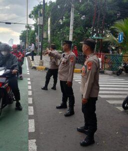 Wakapolsek Johar Baru Cek Strong Point dan Pengaturan Lalu Lintas di TL Galur