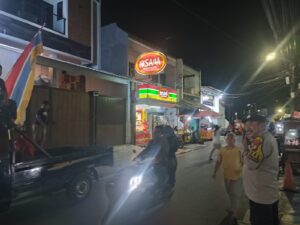 Polsek Johar Baru Tanggap, Atasi Kerumunan Warga yang Mengganggu Lalu Lintas di Tanah Tinggi