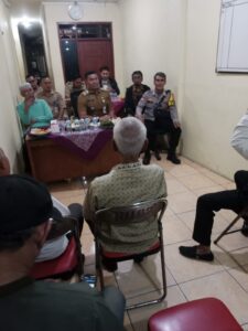 Arahan Bhabinkamtibmas Kartini Ajak Warga Perkuat Pencegahan Gangguan Kamtibmas dari Lingkungan Keluarga