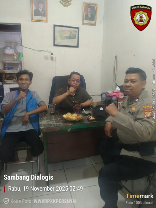 
					Unit Samapta Polsek Johar Baru Intensifkan Patroli dan Sambang Pos RW 09 Tanah Tinggi