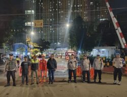 Patroli Perbatasan Menteng Tenggulun Tiga Pilar Menteng Kokohkan Keamanan Ibu Kota