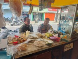 Bhabinkamtibmas Duri Pulo Lakukan Sambang dan Patroli Door to Door Jaga Kondusivitas Lingkungan
