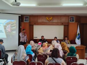 Polsek Kemayoran Edukasi Warga Kebon Kosong Lewat Sosialisasi Sadar Hukum 2025