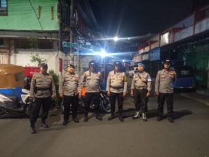 Patroli Cipta Kondisi, Polsek Johar Baru Tingkatkan Antisipasi Gangguan Kamtibmas Dini Hari