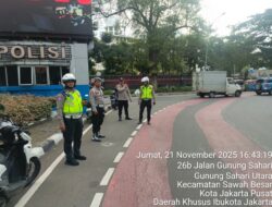 Pelayanan Sore Hari Polri” Pengaturan Lalu Lintas 4 titik Strategis Di Sawah Besar