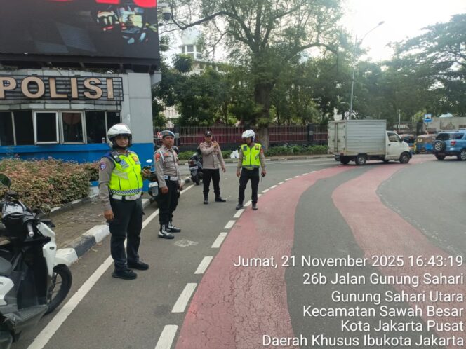 
					Pelayanan Sore Hari Polri” Pengaturan Lalu Lintas 4 titik Strategis Di Sawah Besar