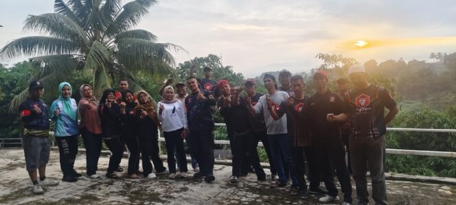 
					Komwil Bang Japar Jakarta Timur Gelar Rapat Koordinasi di Bogor Bersama Calon Satgas Kebangkitan Jawara dan Pengacara Jakarta Timur