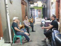 Patroli Humanis, Polisi dan Warga RW06 Bersama Ciptakan Lingkungan Aman