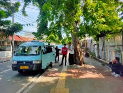80 Mahasiswa Bergerak dari Johar Baru, Polisi Kawal Ketat Aksi AMATI Menuju PT WKM