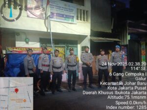 Patroli Dini Hari Polsek Johar Baru Persempit Ruang Kerawanan, Wujudkan Situasi Kondusif