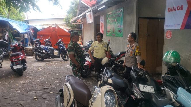 
					Patroli Preventif Sinergi TNI-Polri Hadirkan Keamanan di Tengah Aktivitas Pasar