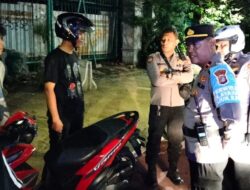 Mencegah Kerawanan Wilayah di Malam Hari, Polsek Metro Gambir Laksanakan Giat Patroli 3 Pilar