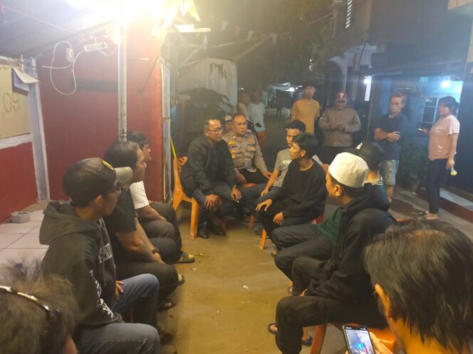 
					Polsek Metro Menteng Sambangi Warga, Komitmen Bersama Wujudkan Menteng Aman Dari Tawuran Warga