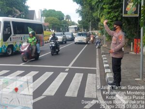 Gatur Lalin Pagi di Suropati, Polisi Pastikan Lalin Menteng Tetap Lancar