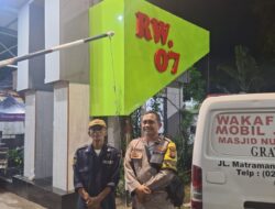 Bhabinkamtibmas Sambangi Satkamling Dinihari, RT 03 RW 07 Diminta Perkuat Keamanan Lingkungan