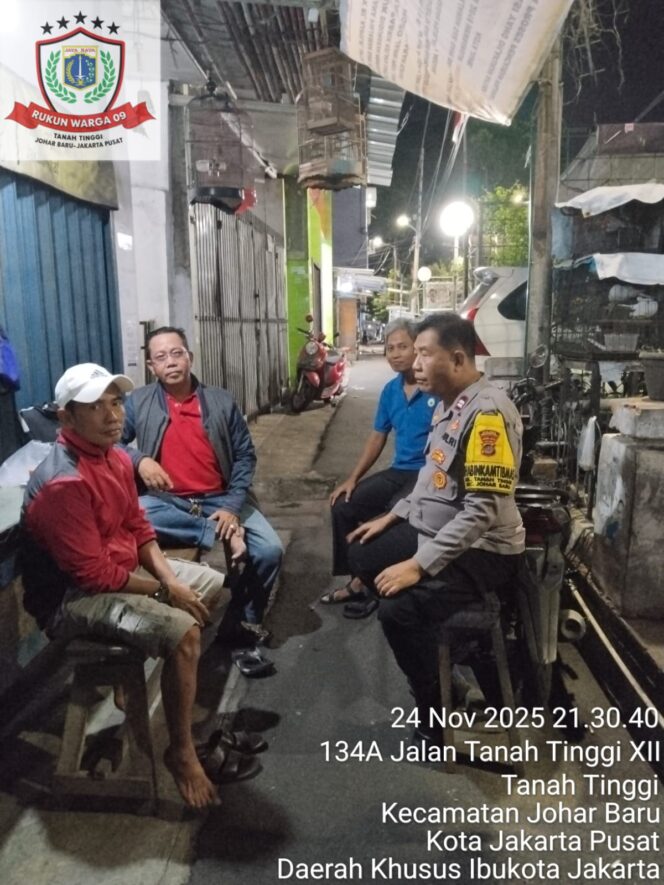 
					Cooling System dan Sambang Warga, Bhabinkamtibmas Tanah Tinggi Perkuat Keamanan RT01 RW08