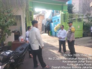 Bhabinkamtibmas Johar Baru Pantau SMK N 14 Jakarta, Tekankan Siswa Waspada Tawuran, Bullying, dan Curanmor