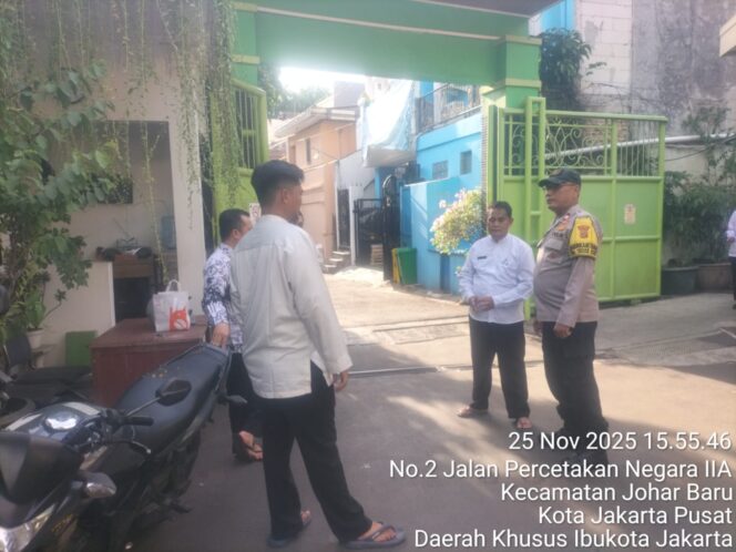 
					Bhabinkamtibmas Johar Baru Pantau SMK N 14 Jakarta, Tekankan Siswa Waspada Tawuran, Bullying, dan Curanmor