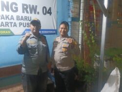 Sambang Pos Kamling, Bripka Eka Prasetya Tekankan Pentingnya Sinergi Jaga Keamanan